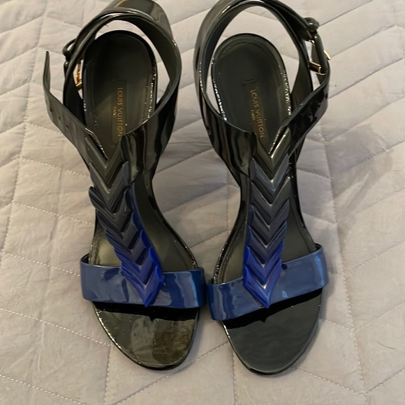 Louis Vuitton black and blue patent leather 37.5 - Picture 1 of 2